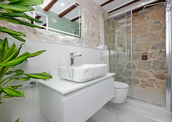 Daire Bonbon Old Town Private En-suite Split