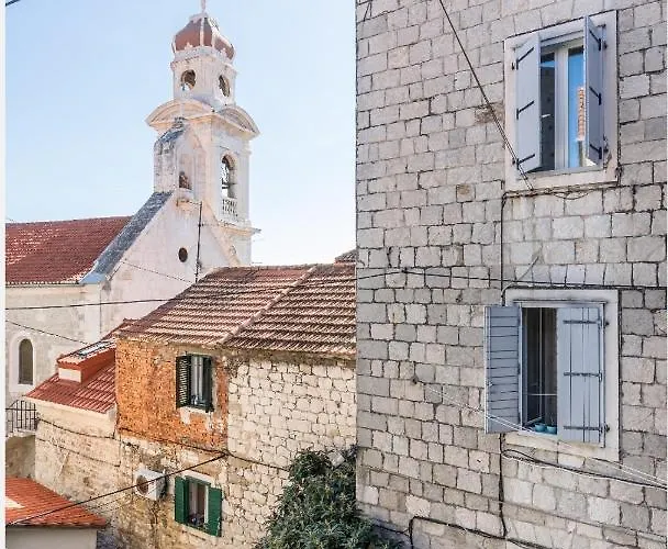 Daire Bonbon Old Town Private En-suite Split